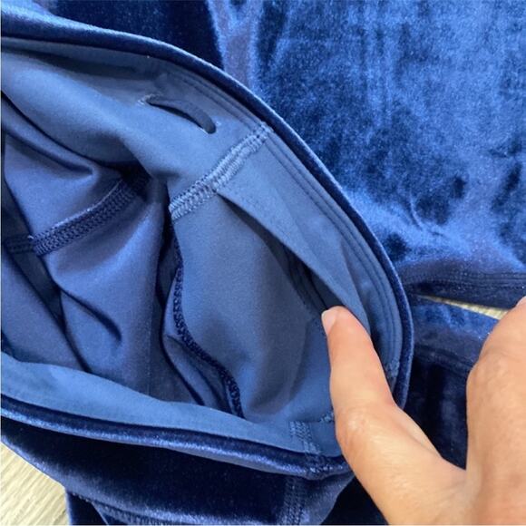 NWT Athleta Girl High Rise Chit Chat Velvet Tight Blue/Navy - Picture 7 of 12